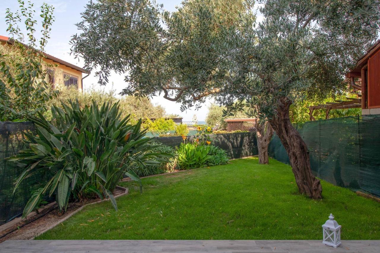 DOMEK Villa a 150mt dalla spiaggia Capoterra Esterno foto