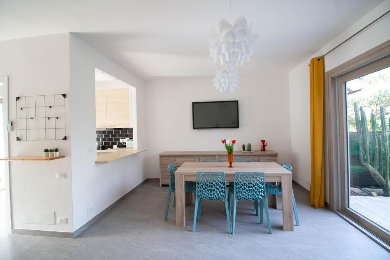 DOMEK Villa a 150mt dalla spiaggia Capoterra Esterno foto