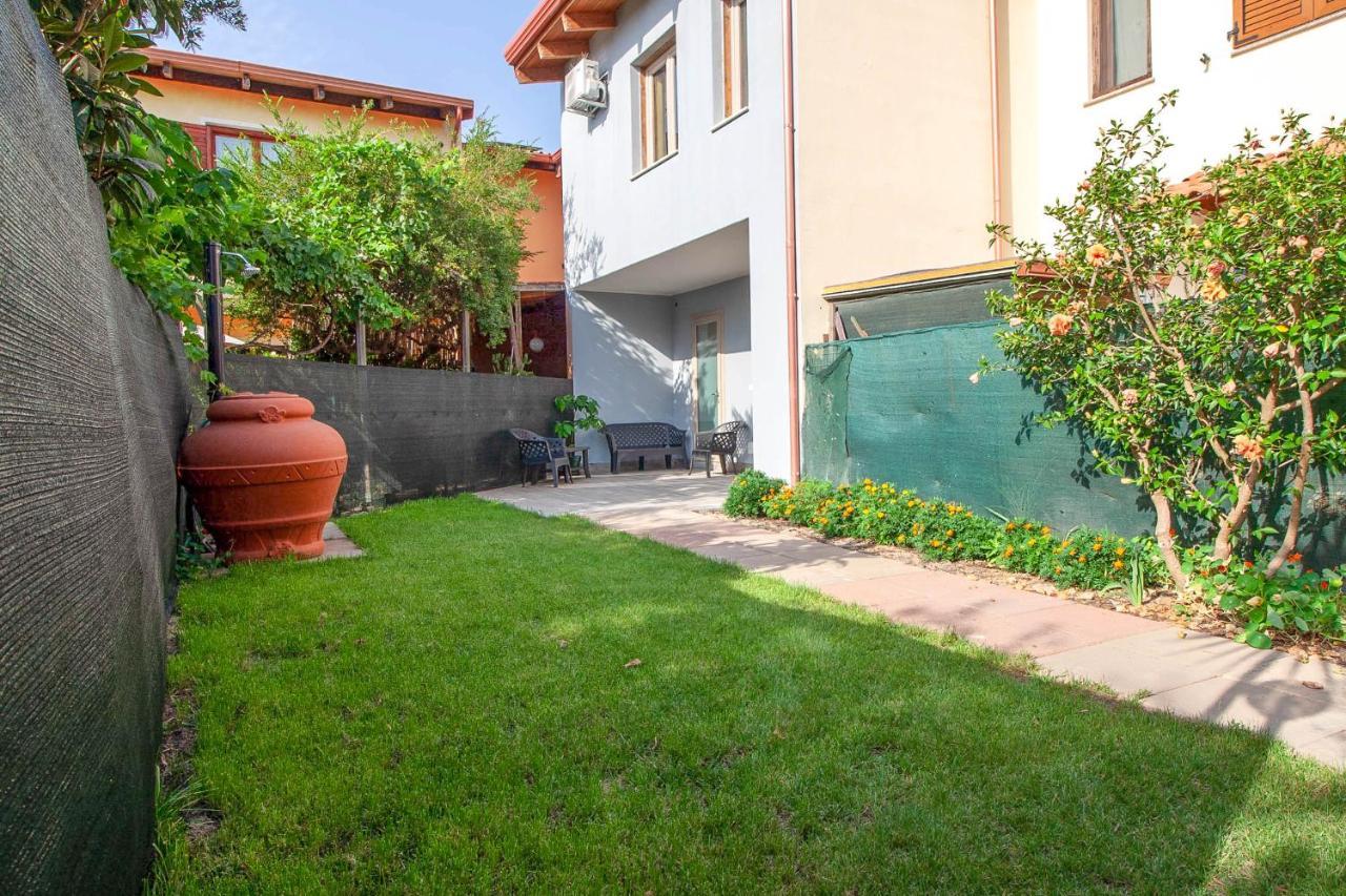 DOMEK Villa a 150mt dalla spiaggia Capoterra Esterno foto